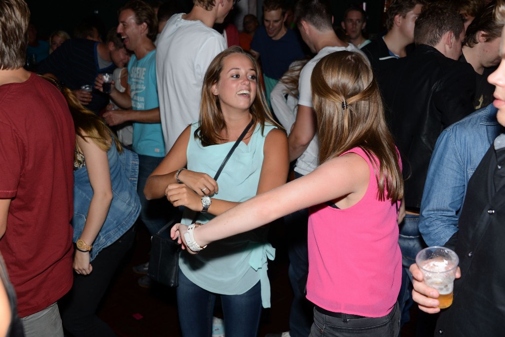 ../Images/Dinsdagavond kermis VdG 148.jpg